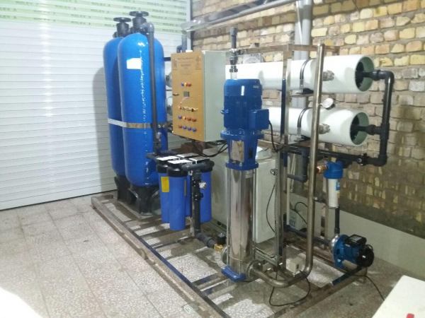 ساخت سیستم های تصفیه آب صنعتی(آب شیرین کن 