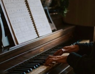 آموزش پیانو 👤 استاد علیرضا محمداف