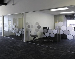 patterned-glass-partition-3