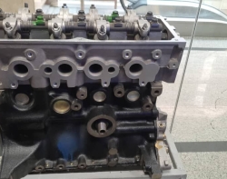 شرکت دیاکو موتور آریایی  مونتاژ کننده انواع موتور و نیم موتور پژو و پراید 